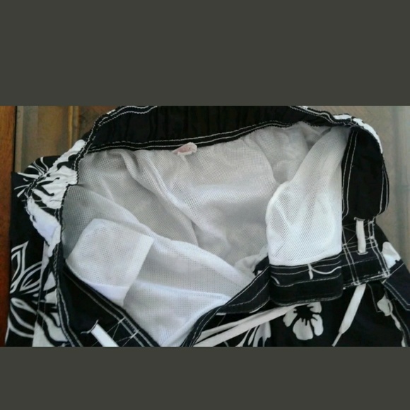 ❌SOLD❌Merona Floral Bathing Suit Trunk Board Shorts, M - Picture 6 of 8